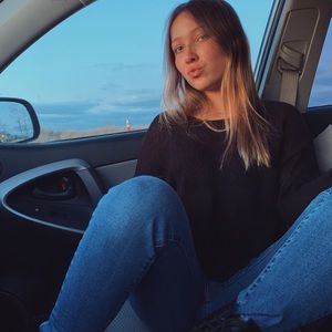 Forever 21 sweater